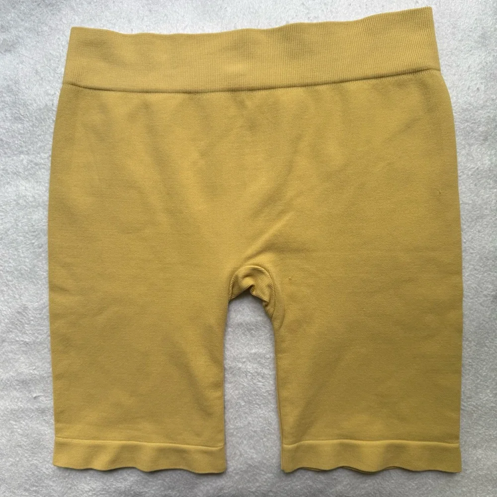 Intimately Free People Ribbed biker shorts XS/S - Picture 4 of 4